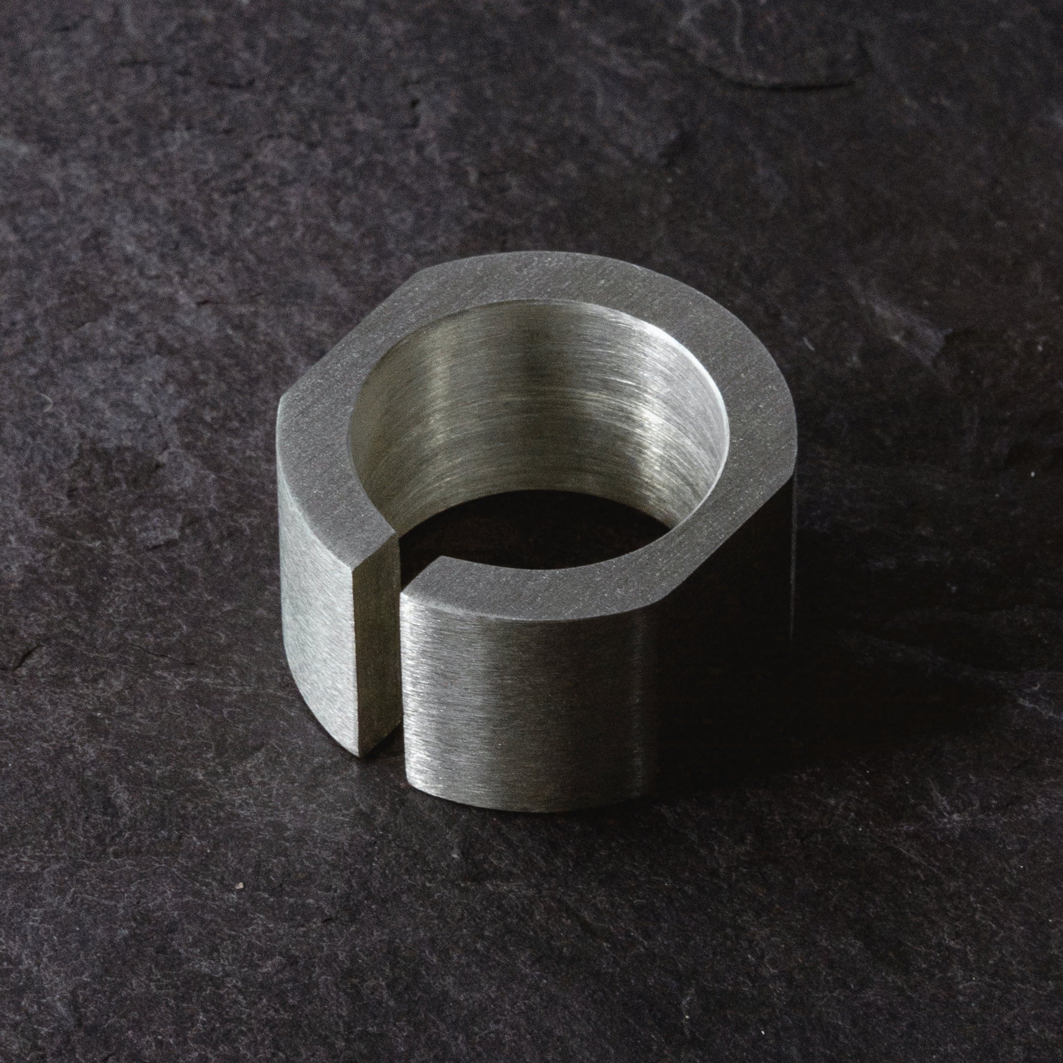 R:98 Ring
