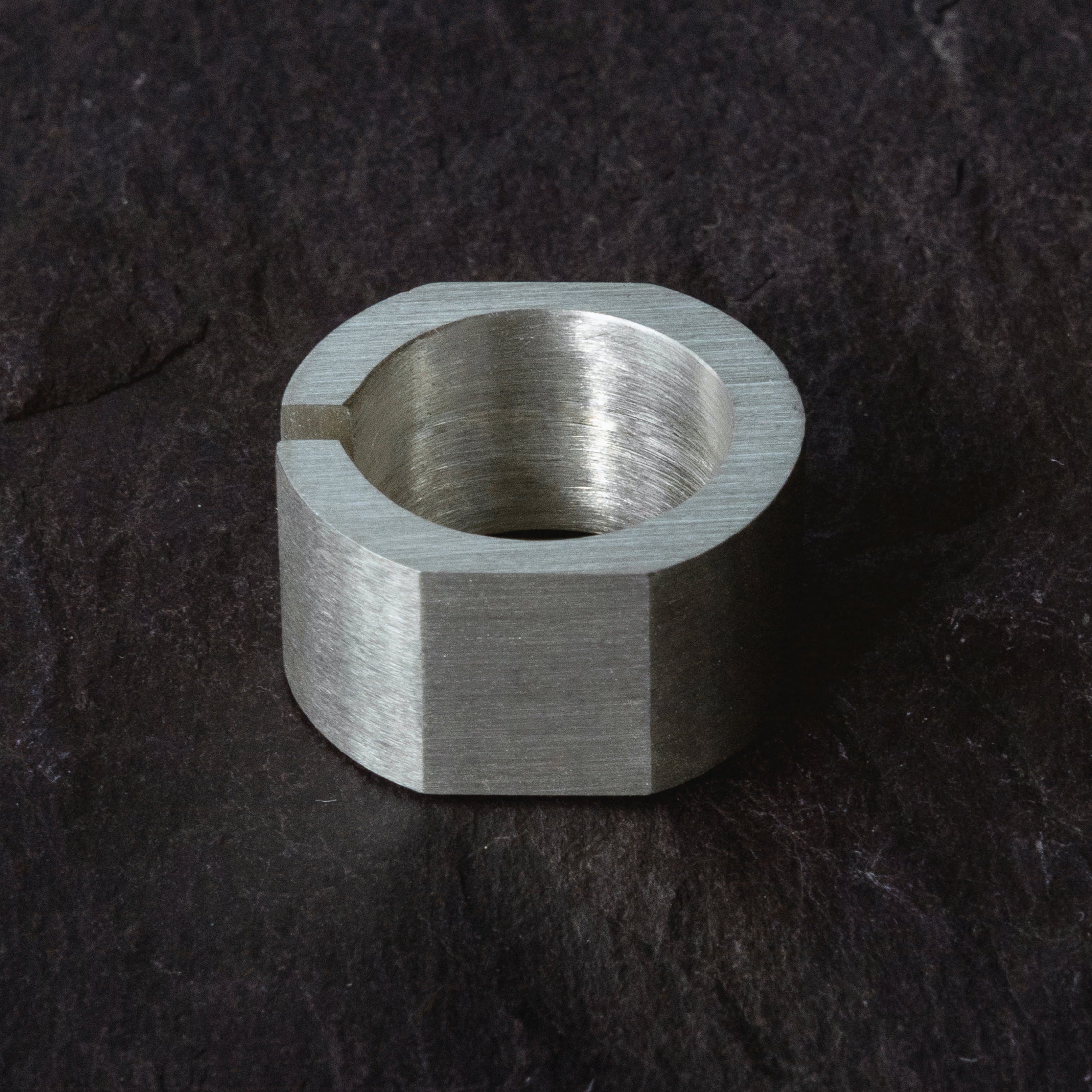 R:98 Ring