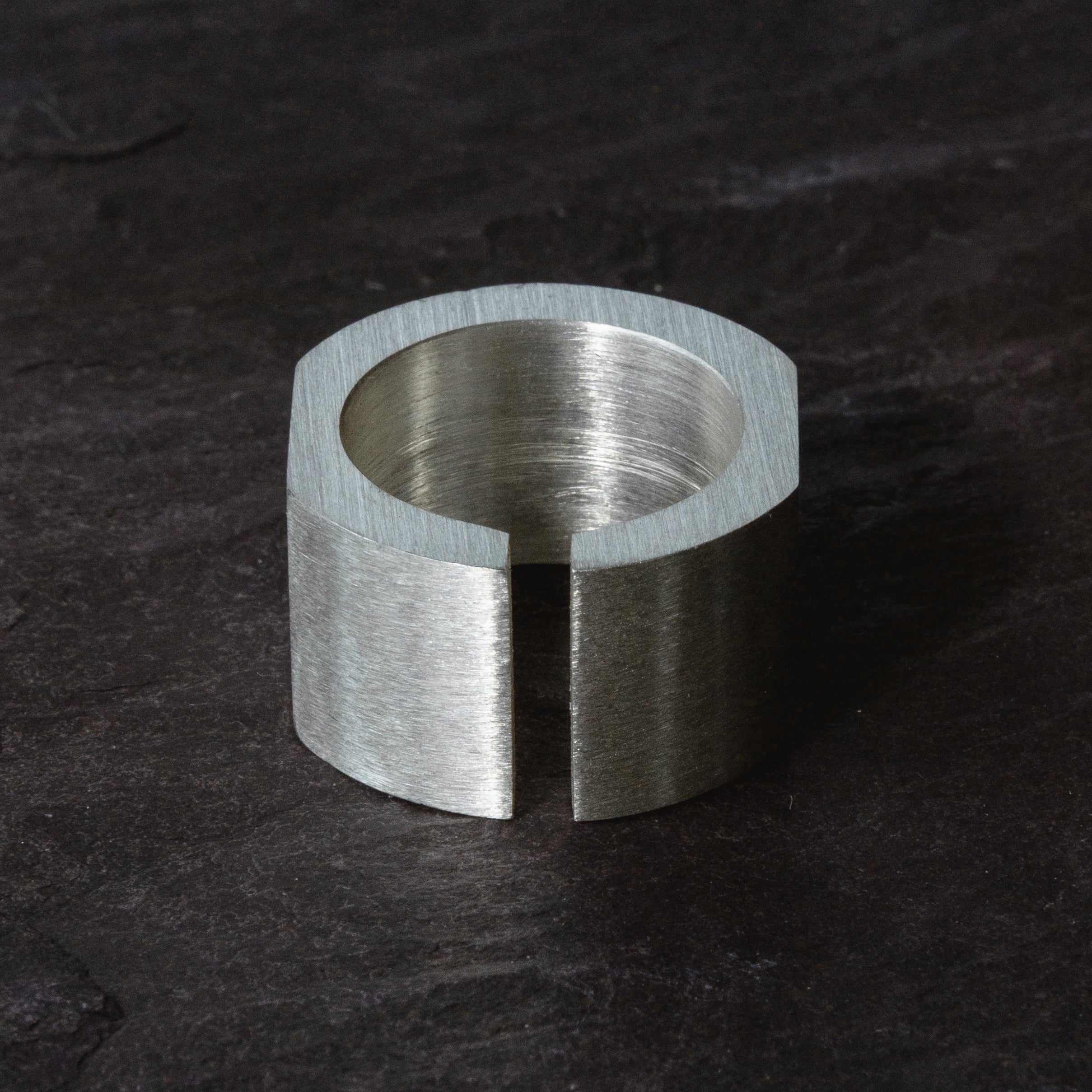 R:98 Ring